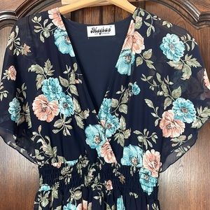 Meghan Los Angeles long floral dress size m/l